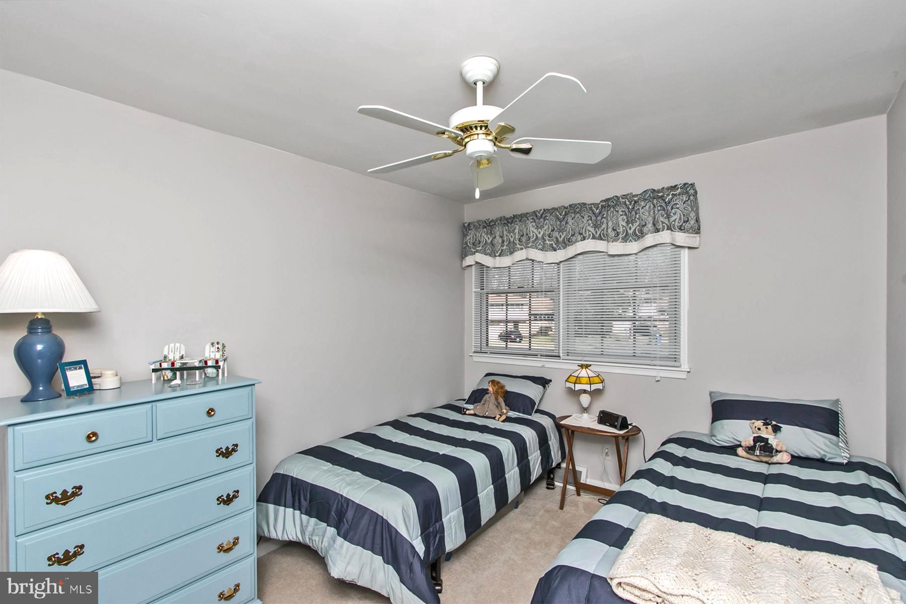805 Johns Road Cherry Hill, NJ 08034 - Photo 18 of 26 Third Bedroom - Ceiling Fan - neutral paint