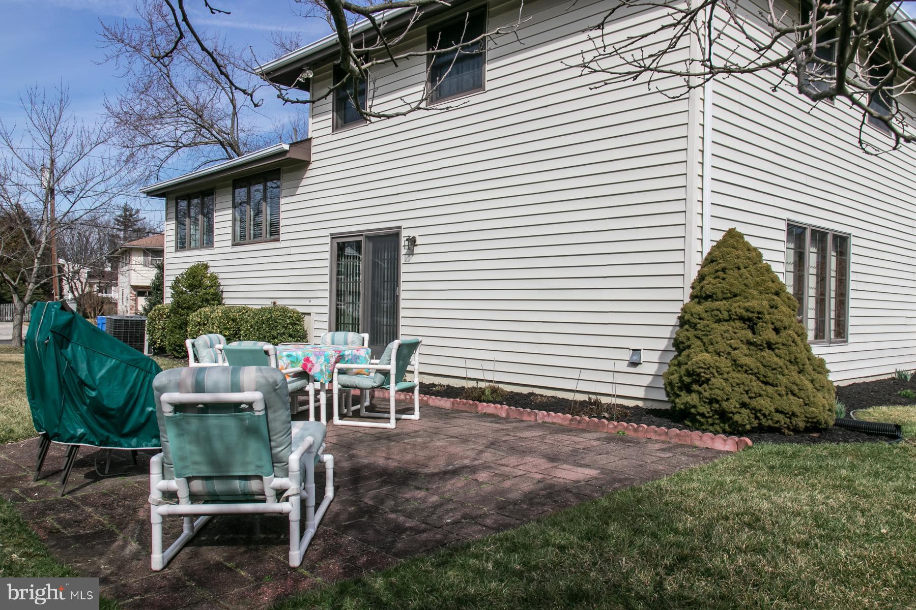 805 Johns Road Cherry Hill, NJ 08034 - Photo 25 of 26 Back Patio