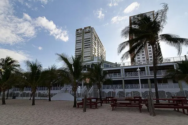 $2,100 | 101 Briny Avenue, Unit 2010, Pompano Beach, FL 33062