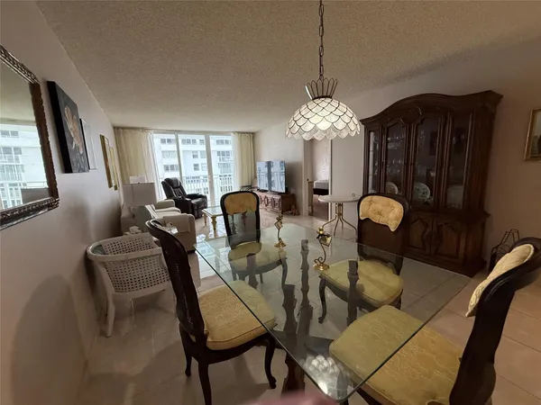 $2,100 | 101 Briny Avenue, Unit 2010, Pompano Beach, FL 33062