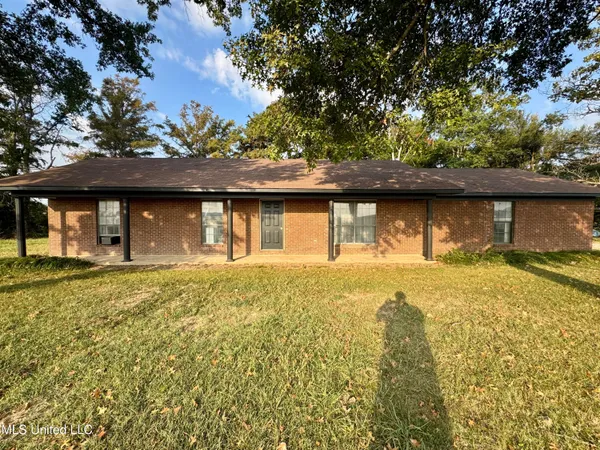 $99,000 | 17 Neal Robinson Road, Drew, MS 38737