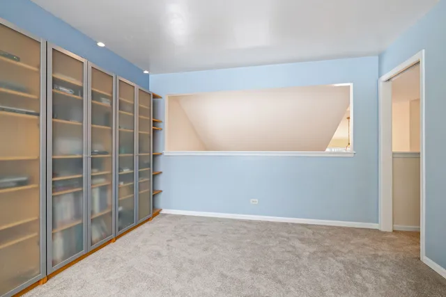 $579,900 | 3311 Fairmont Avenue, Naperville, IL 60564