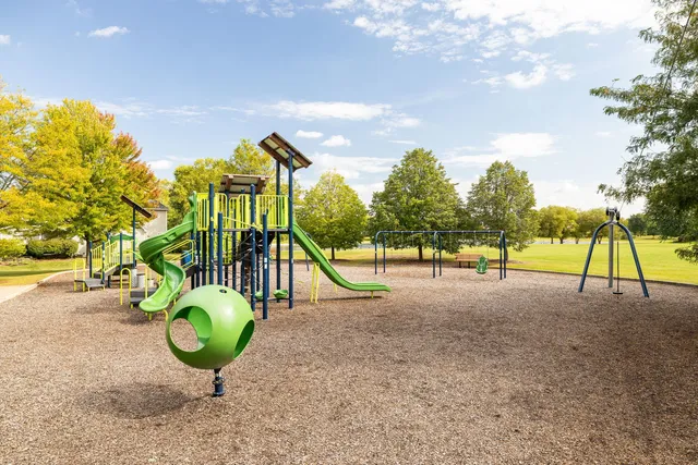 $579,900 | 3311 Fairmont Avenue, Naperville, IL 60564