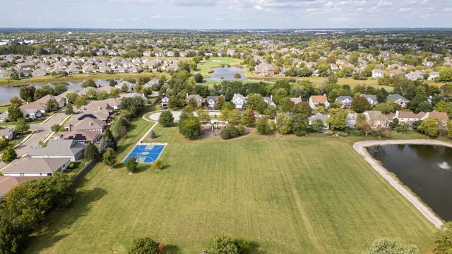 $579,900 | 3311 Fairmont Avenue, Naperville, IL 60564