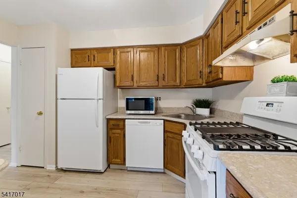 $400,000 | 23 Manchester Road, Flemington, NJ 08822