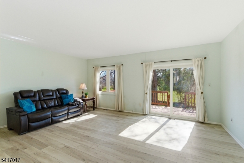 23 Manchester Road Flemington, NJ 08822 - Photo 6 of 16