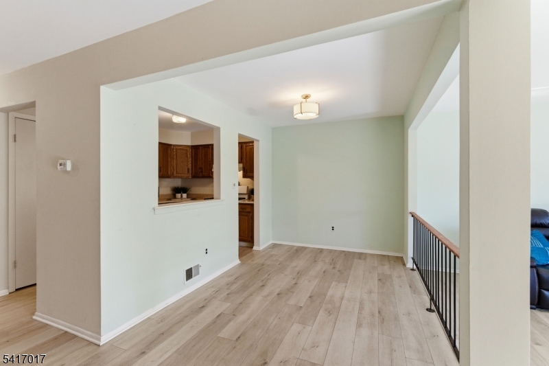 23 Manchester Road Flemington, NJ 08822 - Photo 7 of 16