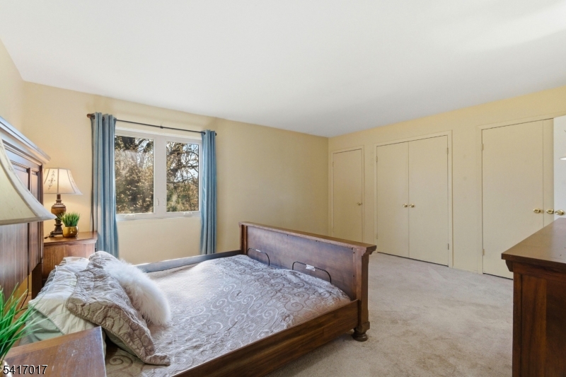 23 Manchester Road Flemington, NJ 08822 - Photo 9 of 16