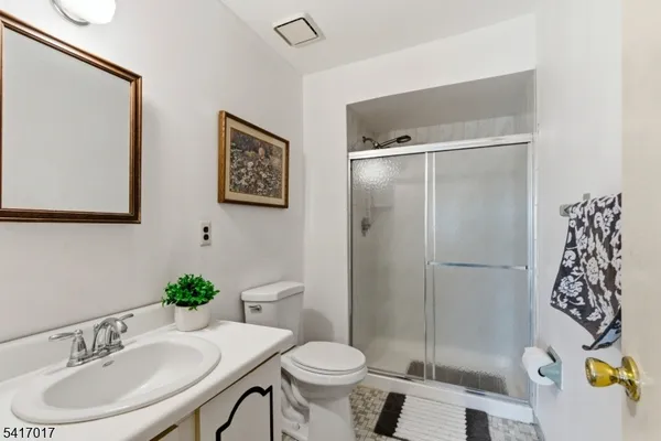 $400,000 | 23 Manchester Road, Flemington, NJ 08822