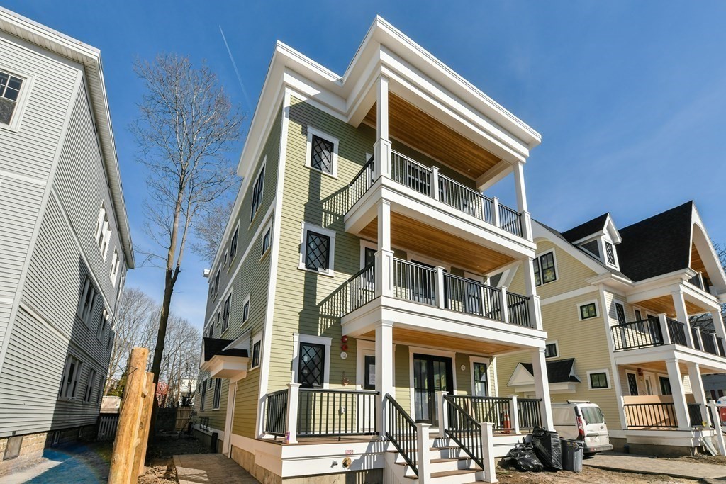 34 Rossmore Road, Unit PH Boston, MA 02130 - Photo 5 of 40 Gallery Image 5