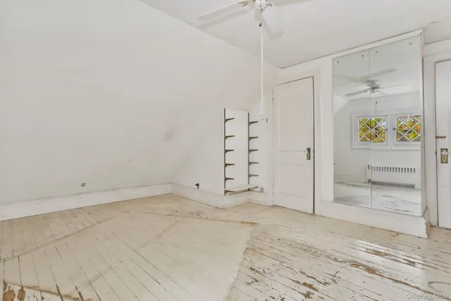 $698,000 | 24 Muir Place, New Rochelle, NY 10801