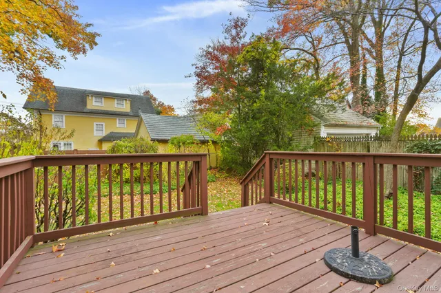 $698,000 | 24 Muir Place, New Rochelle, NY 10801