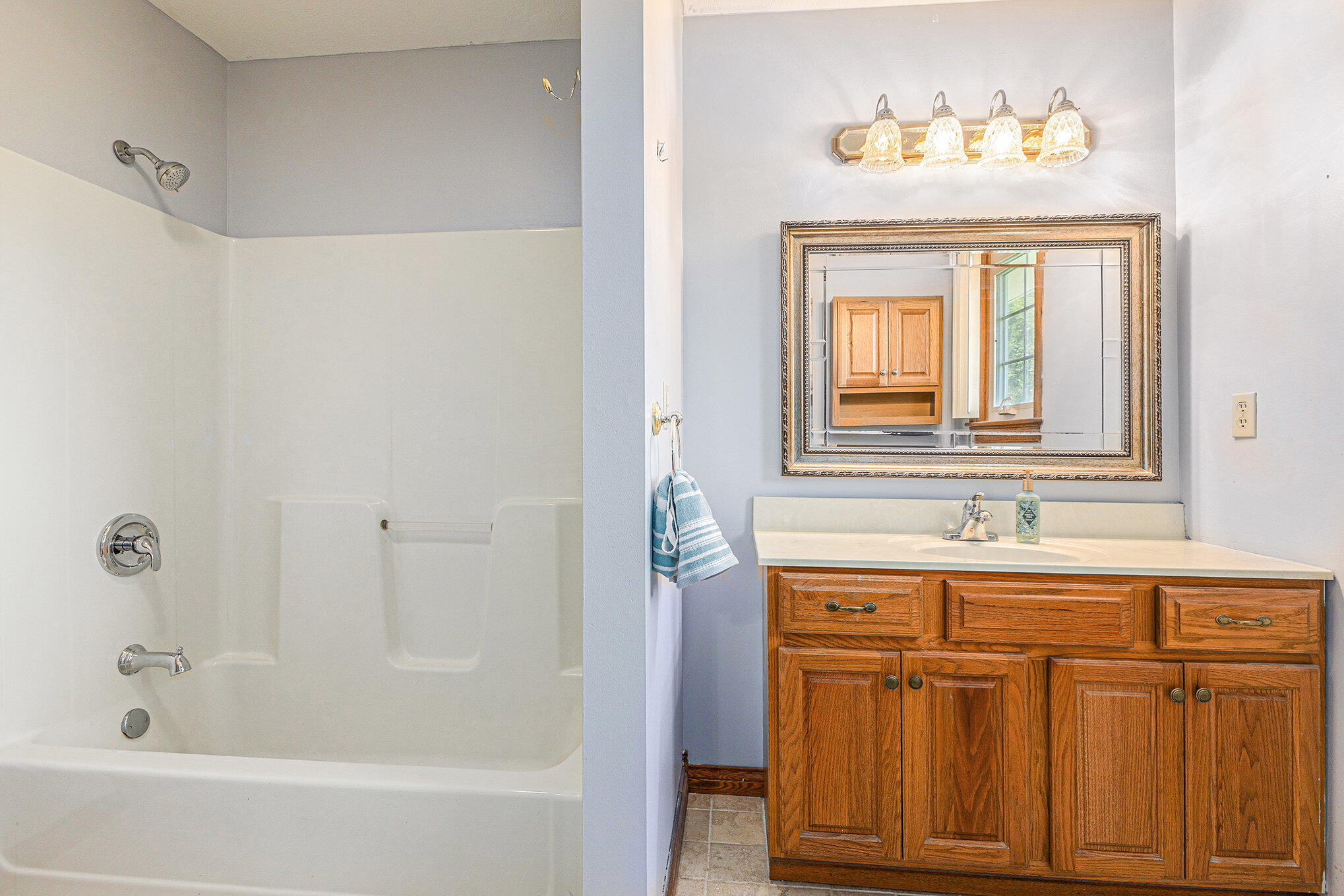 10937 Waterloo-Munith Road Munith, MI 49259 - Photo 8 of 19 008_file_179
