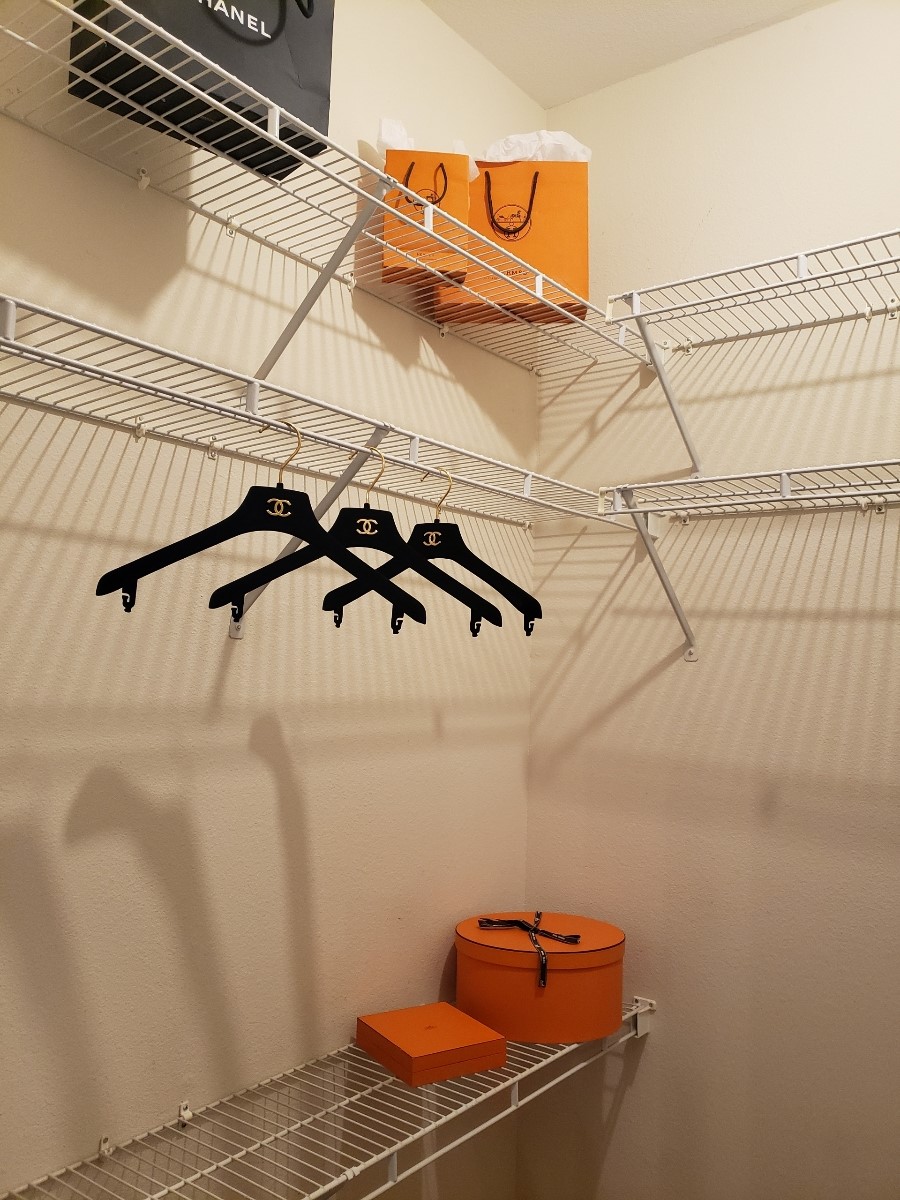 1901 Post Oak Boulevard, Unit 2302 Houston, TX 77056 - Photo 19 of 44 Spacious walk-in closet