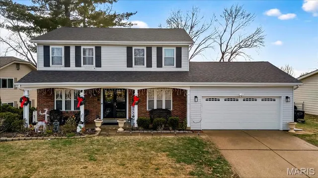 $289,900 | 618 Fox Plains Drive, Florissant, MO 63034