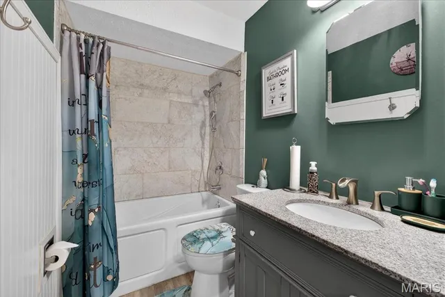 $289,900 | 618 Fox Plains Drive, Florissant, MO 63034