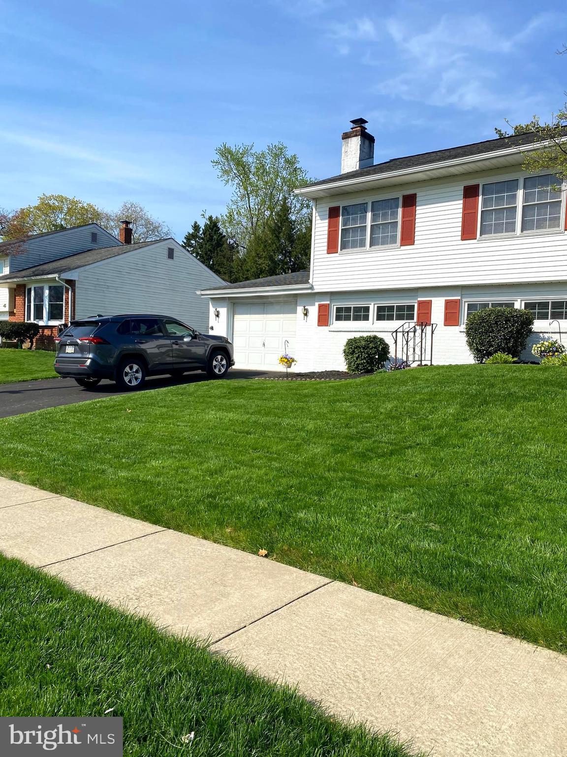 128 Paul Road Morrisville, PA 19067 - Photo 2 of 27 Front of property