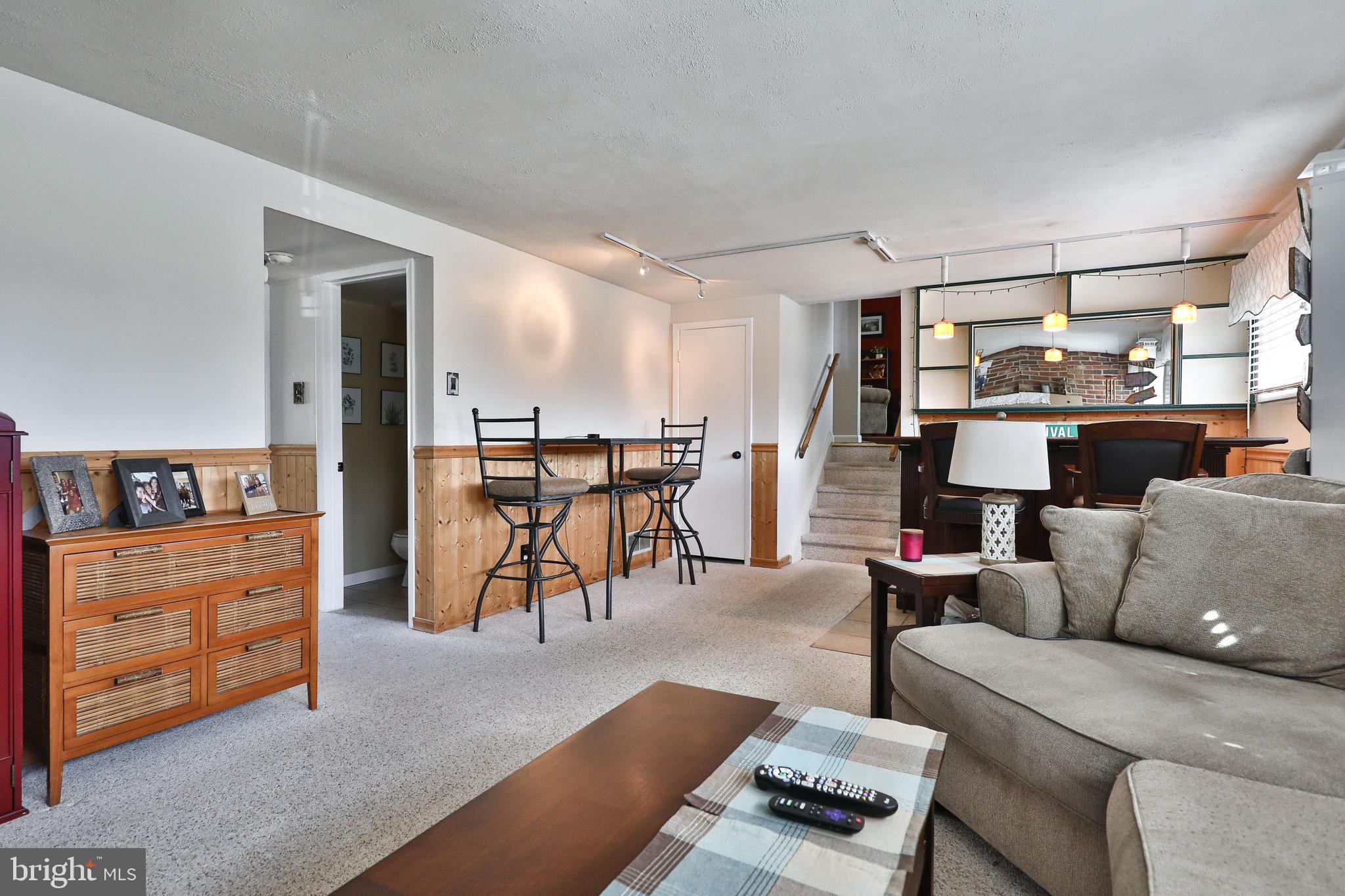 128 Paul Road Morrisville, PA 19067 - Photo 15 of 27 Great room
