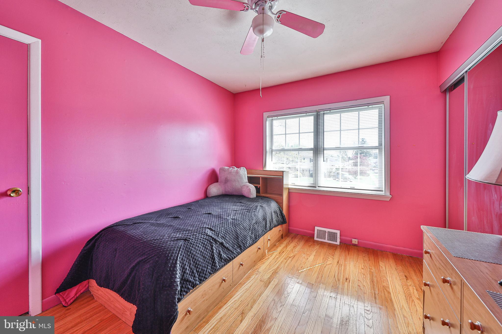 128 Paul Road Morrisville, PA 19067 - Photo 25 of 27 Bedroom 1