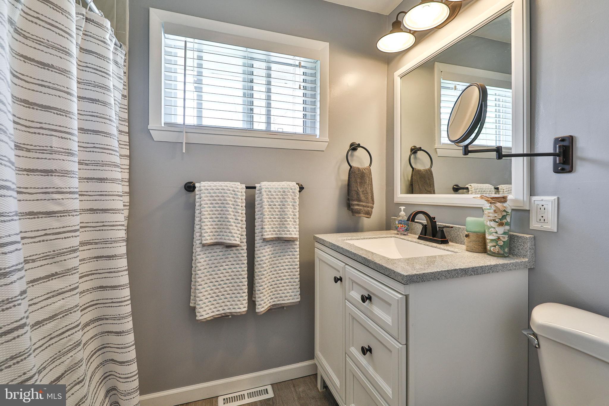 128 Paul Road Morrisville, PA 19067 - Photo 9 of 27 Bathroom