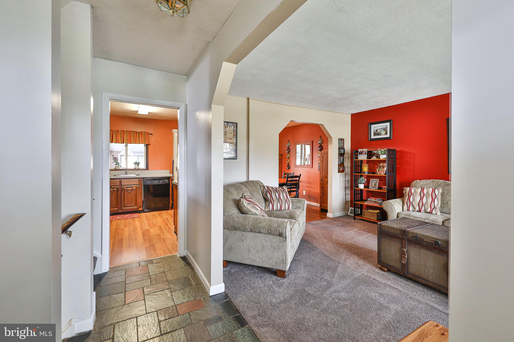 128 Paul Road Morrisville, PA 19067 - Photo 10 of 27 Entryway