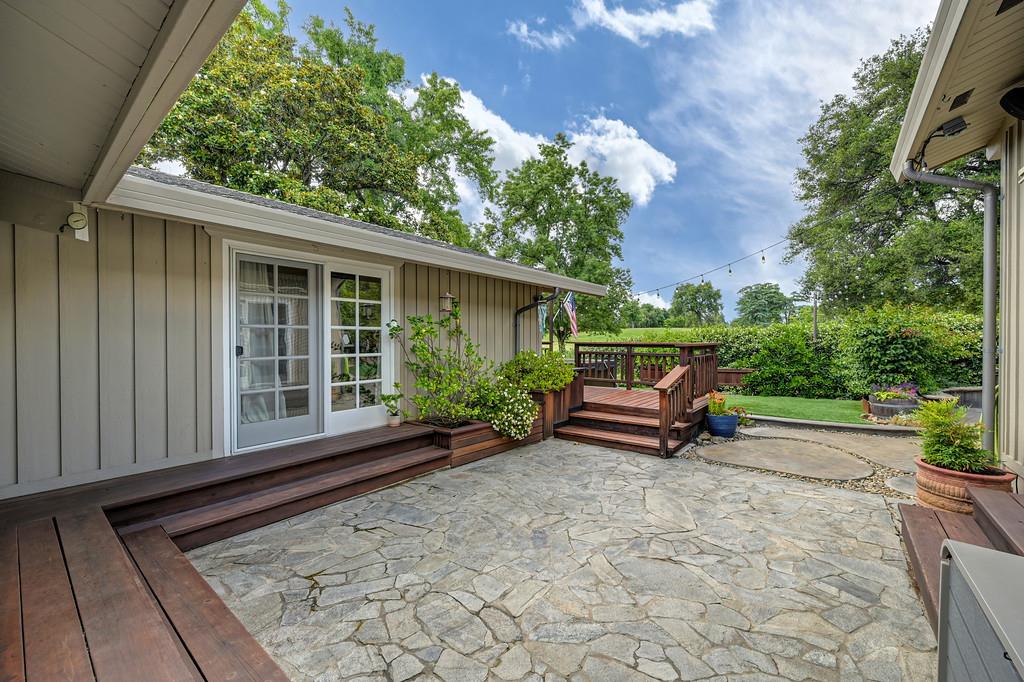 325 Diamond Oaks Road Roseville, CA 95678 - Photo 36 of 48