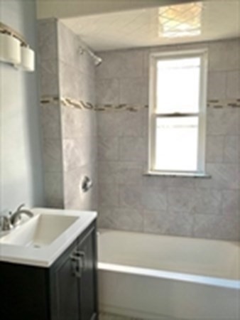 87 King Philip Road Worcester, MA 01606 - Photo 15 of 25