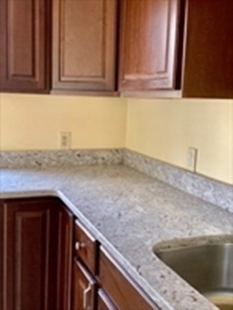 87 King Philip Road Worcester, MA 01606 - Photo 18 of 25