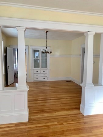 87 King Philip Road Worcester, MA 01606 - Photo 2 of 25