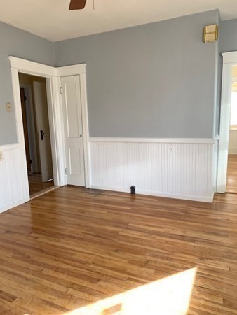 87 King Philip Road Worcester, MA 01606 - Photo 4 of 25