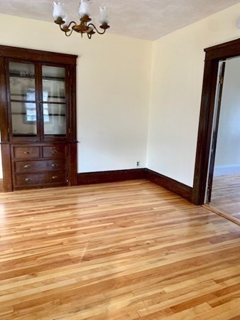 87 King Philip Road Worcester, MA 01606 - Photo 9 of 25
