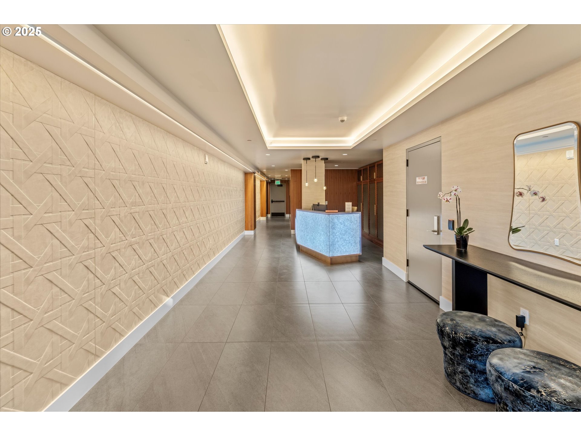 590 Waterfront Way, Unit 700 Vancouver, WA 98660 - Photo 21 of 35 a view interior of the house and natural light