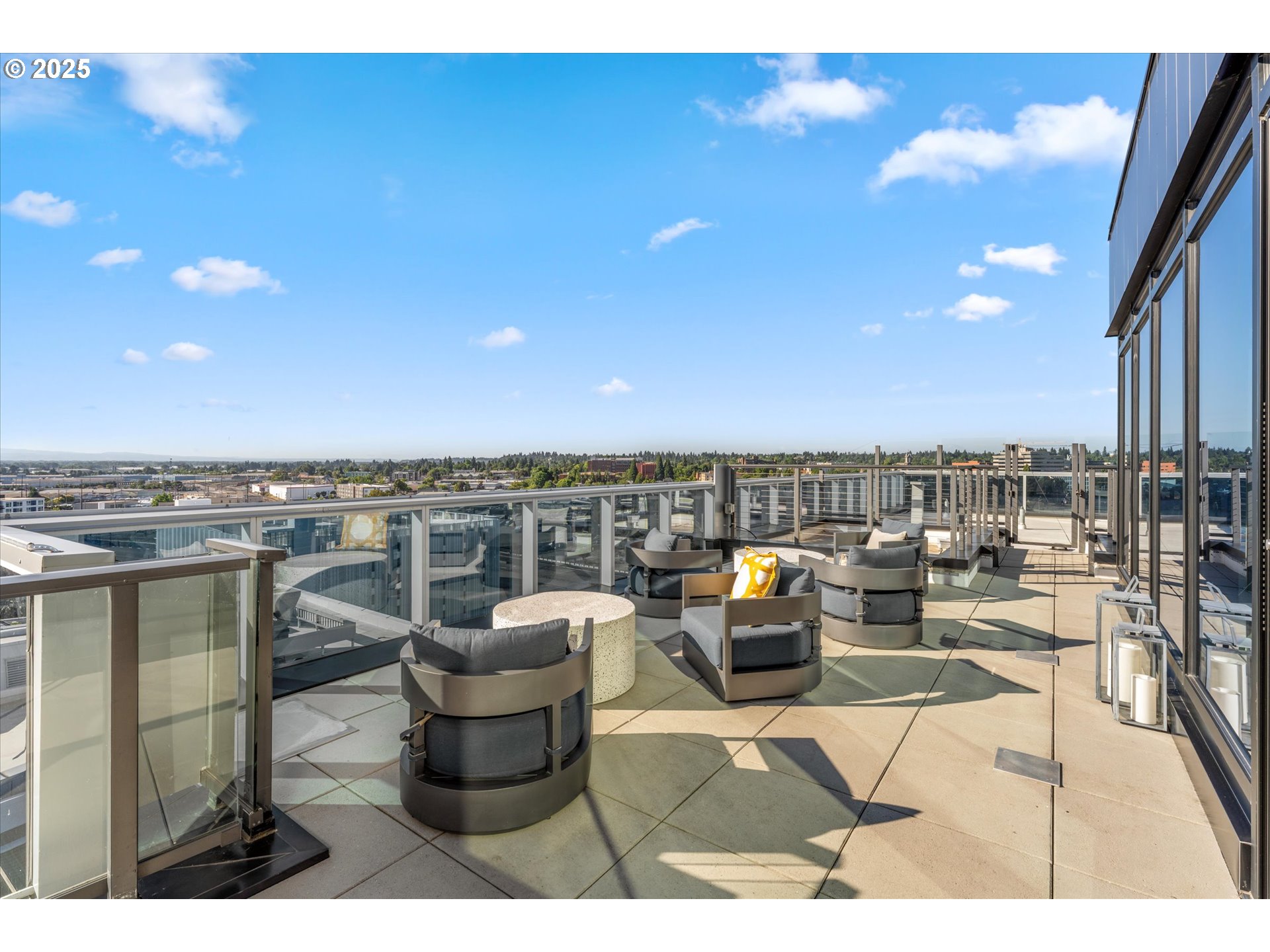 590 Waterfront Way, Unit 700 Vancouver, WA 98660 - Photo 23 of 35 a view of a terrace with seating area