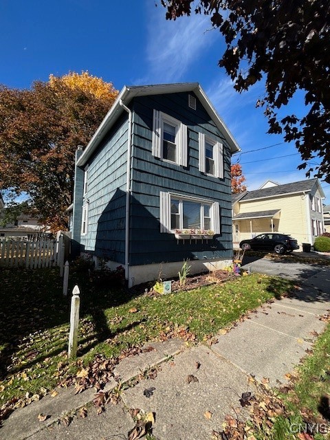 31 Hoffman Street Auburn, NY 13021 - Photo 3 of 20