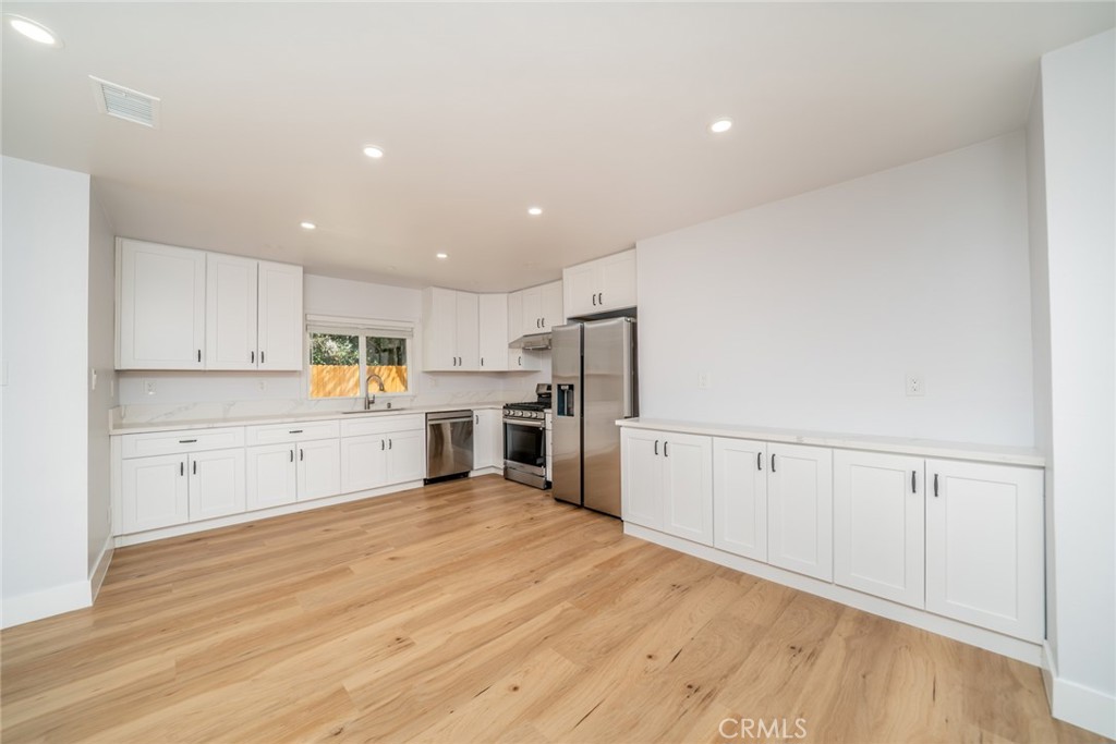 6458 Rhonda Road Riverside, CA 92504 - Photo 6 of 30 Gallery Image 6