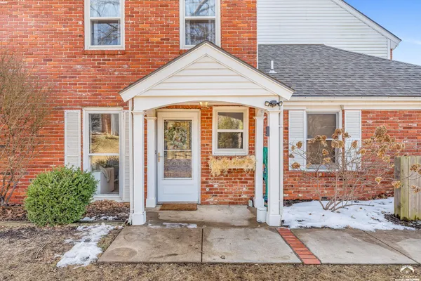 $249,000 | 1501 Crossgate Drive, Lawrence, KS 66047