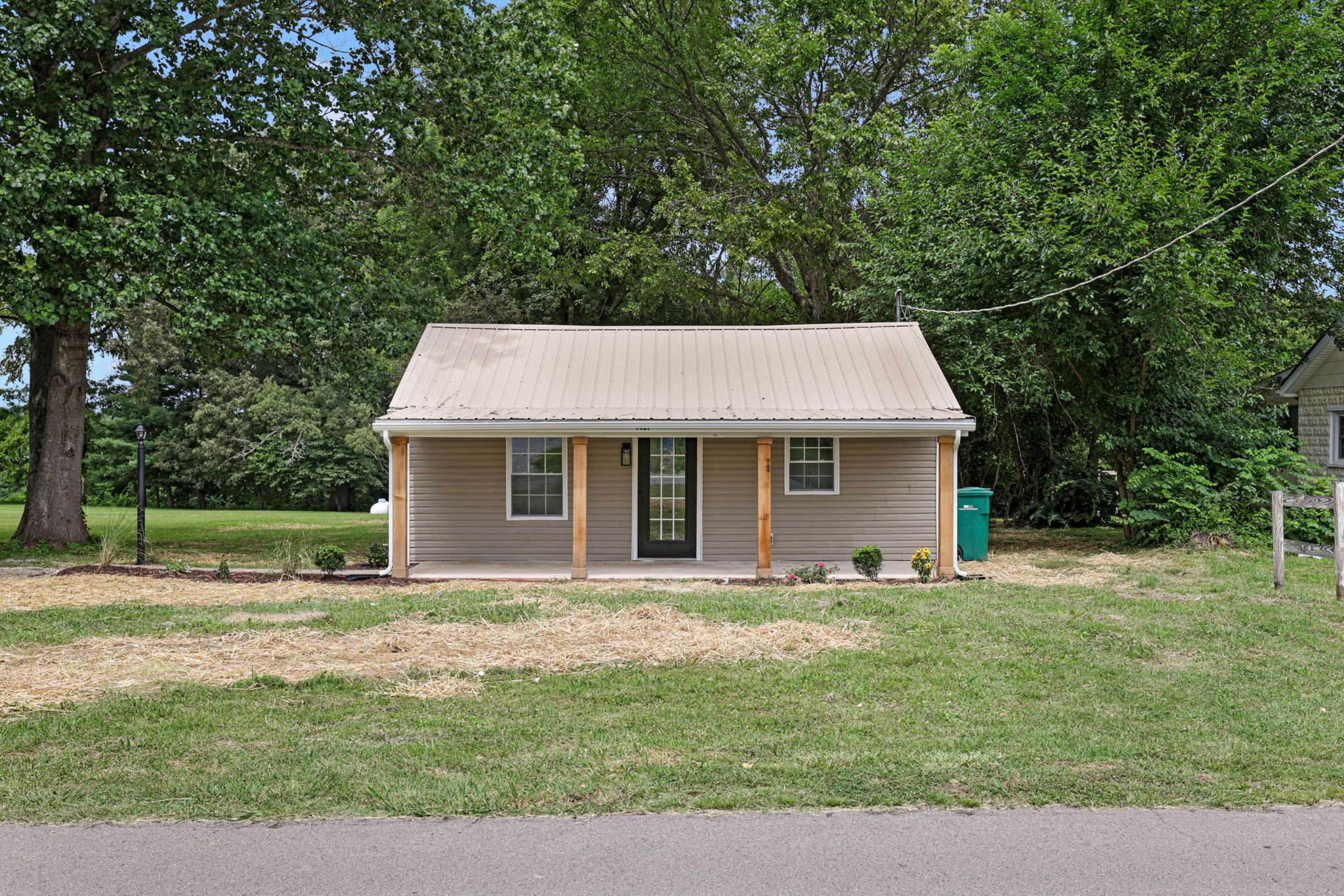 1401 Old Cowan Road Winchester, TN 37398 - Photo 5 of 24 Gallery Image 5