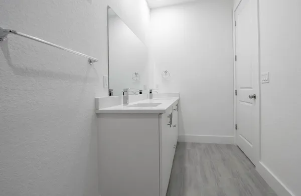 $2,400 | 15633 Lakeland Circle, Port Charlotte, FL 33981