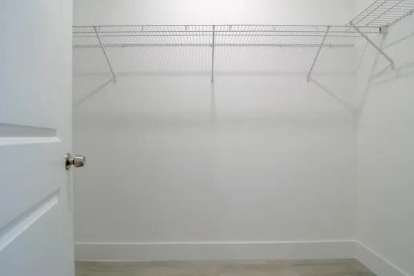 $2,400 | 15633 Lakeland Circle, Port Charlotte, FL 33981