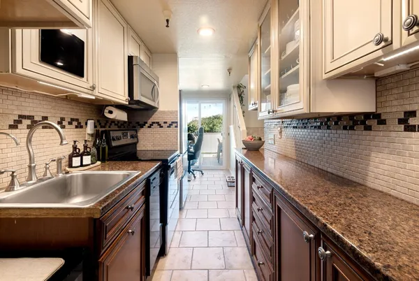 $530,000 | 565 English Avenue, Unit 13, Monterey, CA 93940