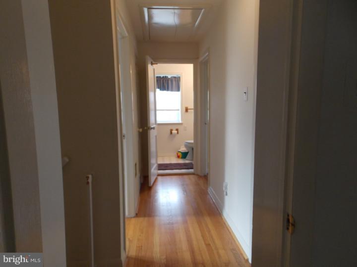 241 Welsh Drive Springfield, PA 19064 - Photo 22 of 25 Hallway