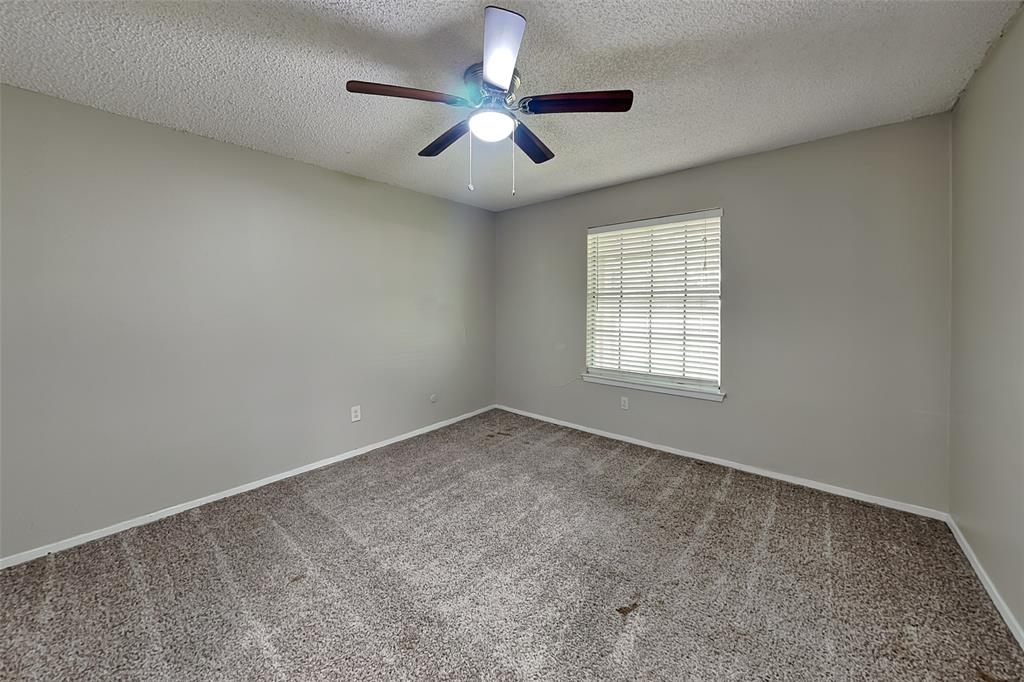 1522 Clover Hill Road Mansfield, TX 76063 - Photo 13 of 18