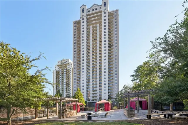 $312,900 | 799 Hammond Drive, Unit 402, Atlanta, GA 30328