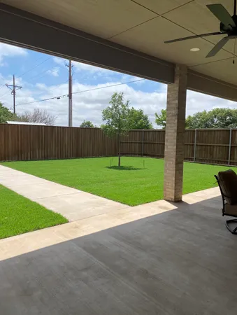 $575,000 | 209 South Holliday, Plainview, TX 79072