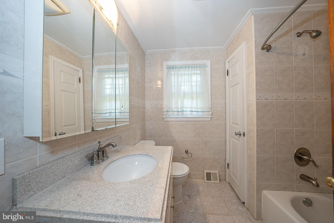 1395 Varnum Drive Wayne, PA 19087 - Photo 20 of 26