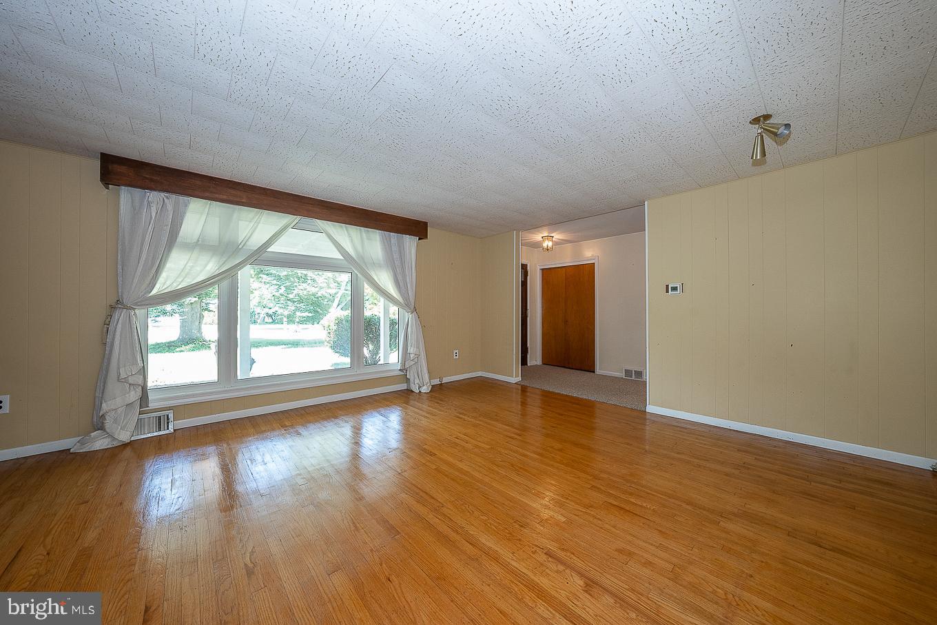 1395 Varnum Drive Wayne, PA 19087 - Photo 5 of 26