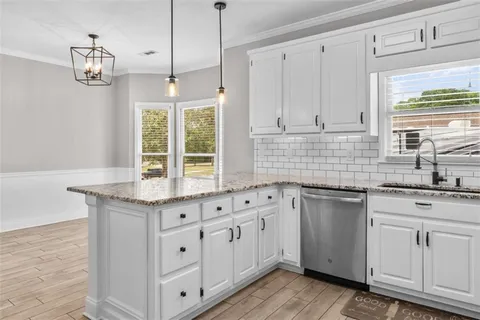 $500,000 | 122 Crescent Drive, Newnan, GA 30265