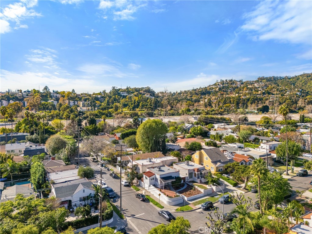 3652 Valleybrink Road Los Angeles, CA 90039 - Photo 23 of 33
