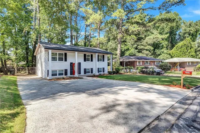 $259,900 | 2764 Ocean Valley Road, Atlanta, GA 30349