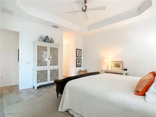 a group of chairs sitting in kitchen and dining room